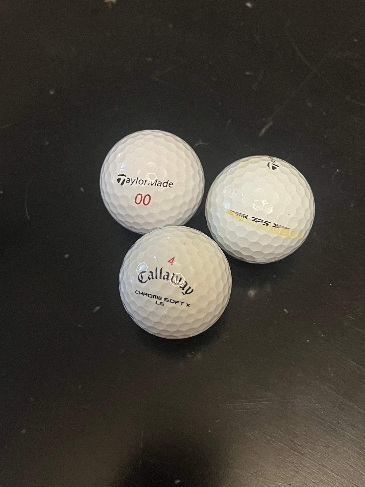 Premium brand - Minty condition - 1 Dozen (12 balls)